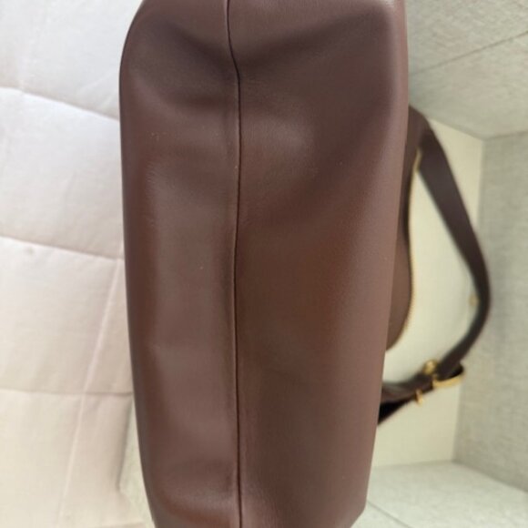 Cuyana Oversized Celestia Bag - Picture 9 of 16